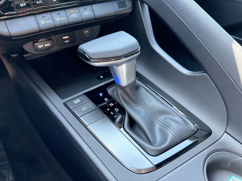 New 2025 Hyundai Elantra Sport image 21