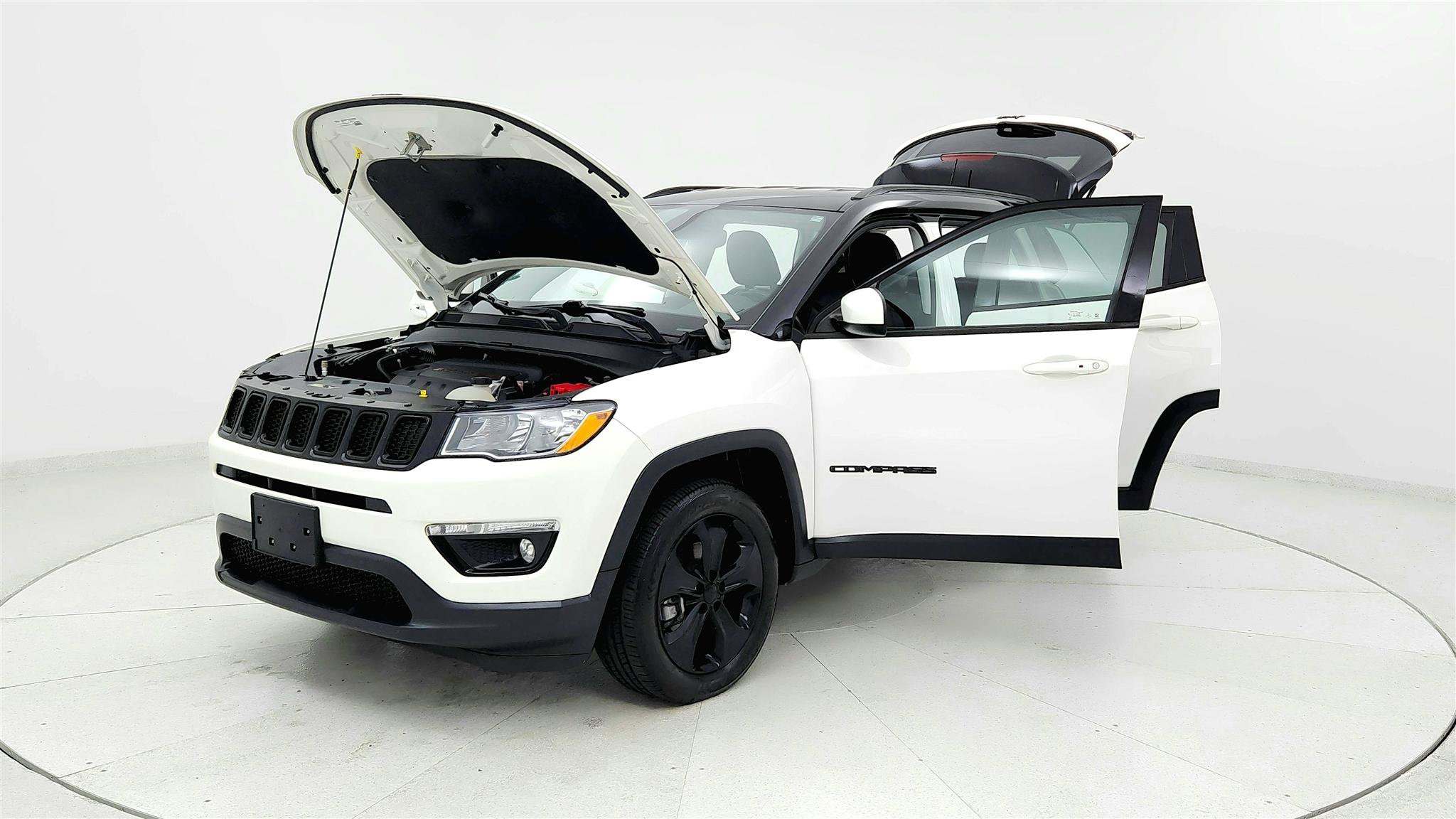 Used 2021 Jeep Compass Latitude AWD/4WD image 9