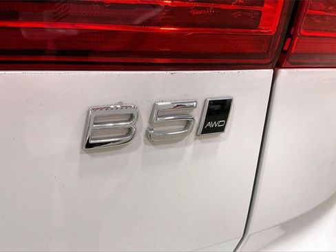 Certified 2023 Volvo XC60 B5 Plus w/ Protection Package Premier image 9