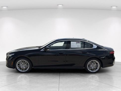 Certified 2024 BMW 540i xDrive w/ Premium Package AWD/4WD image 7