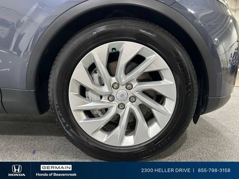 Used 2025 Land Rover Discovery S AWD/4WD image 12