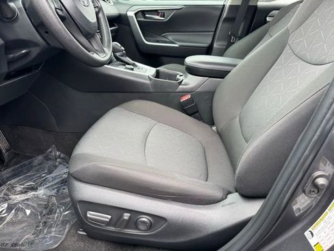 Certified 2024 Toyota RAV4 XLE image 6