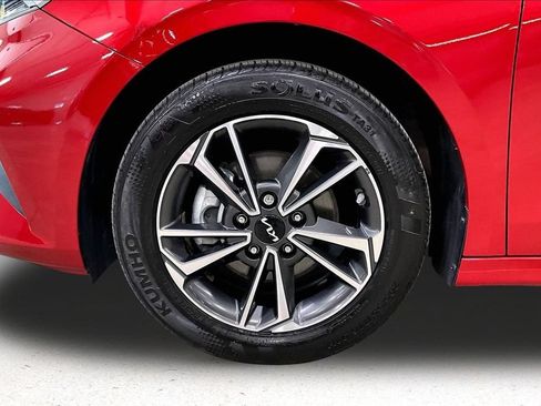 Used 2023 Kia Forte LXS FWD image 33