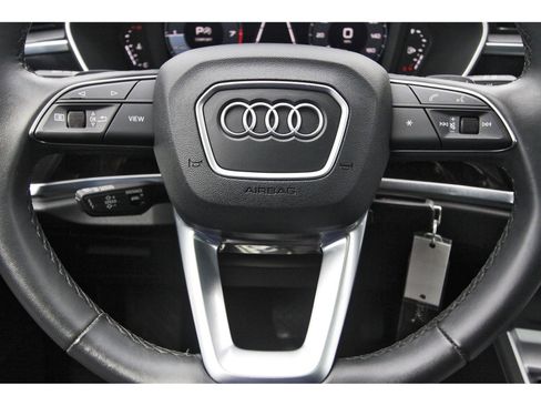 Used 2025 Audi Q3 2.0T Premium AWD/4WD image 17
