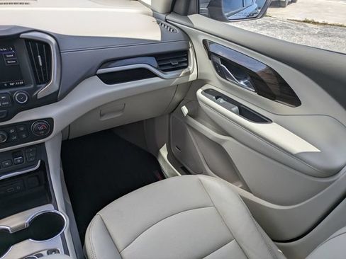 Used 2019 GMC Terrain Denali w/ Driver Alert Package II FWD image 17