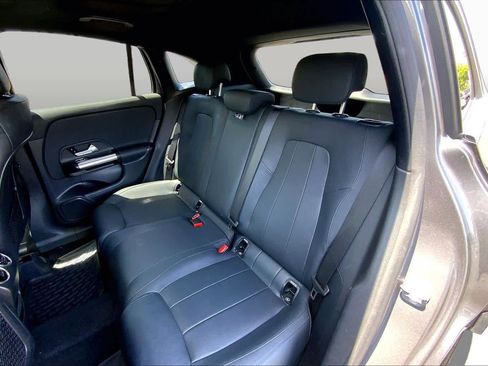 Used 2025 Mercedes-Benz GLA 250 image 20