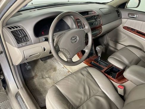 Used 2006 Toyota Camry V6 image 3