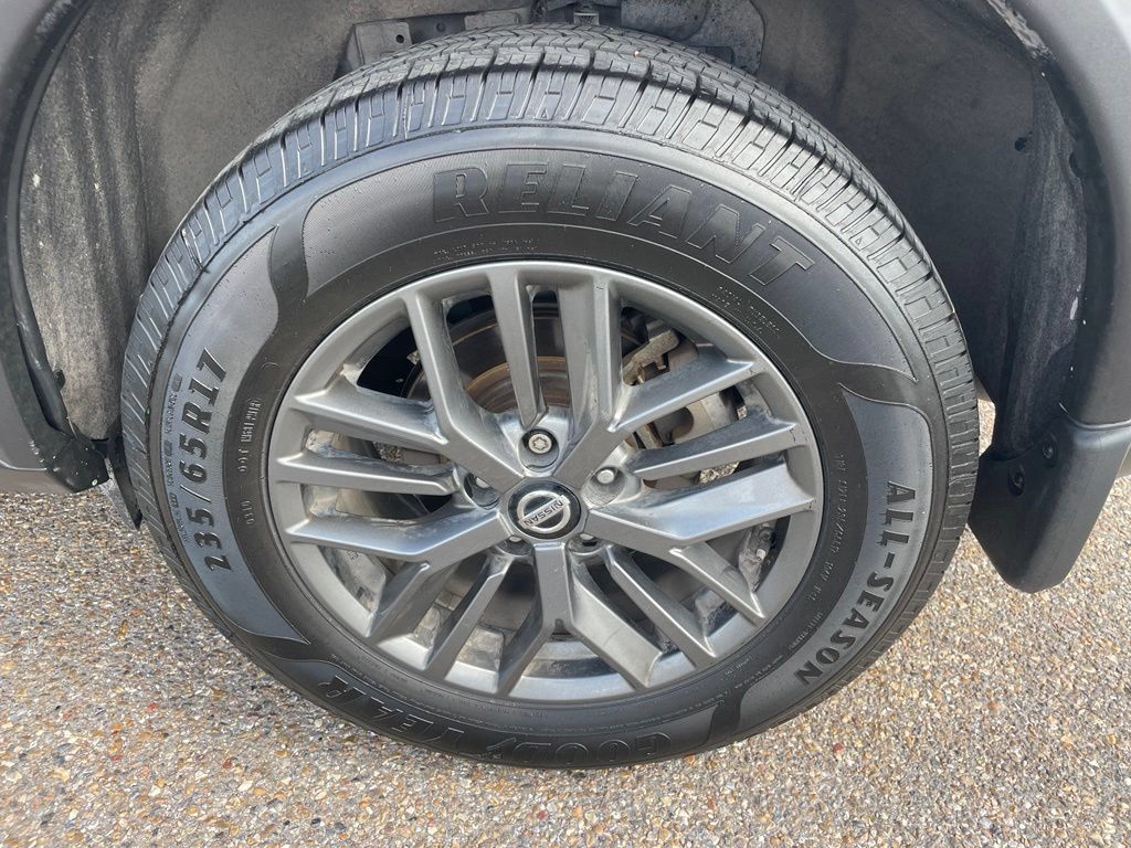 Certified 2021 Nissan Rogue S FWD image 17