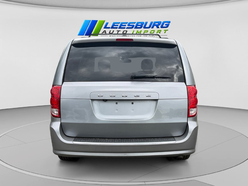 Used 2019 Dodge Grand Caravan SXT FWD image 4