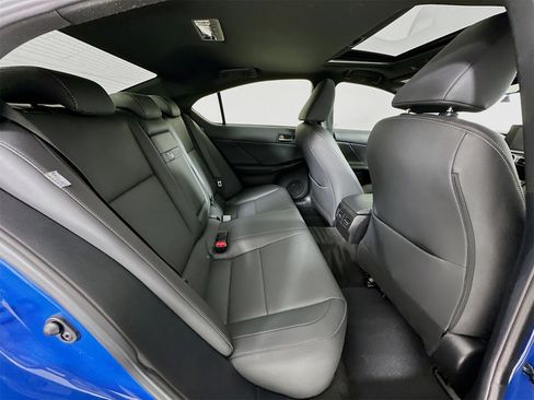 Used 2022 Lexus IS 300 w/ Premium Package image 28