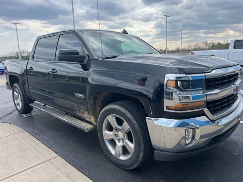 Used 2018 Chevrolet Silverado 1500 LT w/ Texas Edition image 2