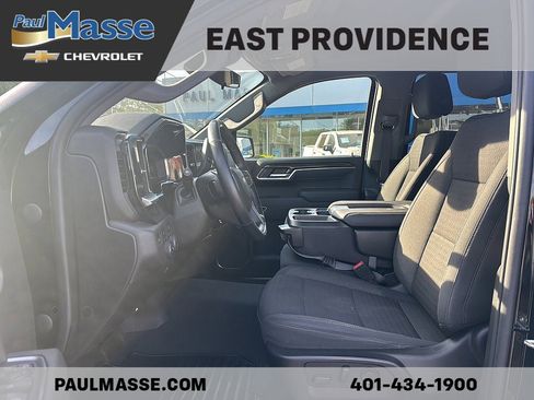 Certified 2022 Chevrolet Silverado 1500 LT AWD/4WD image 16