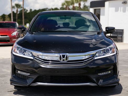 Used 2016 Honda Accord Sport image 4