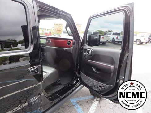Used 2021 Jeep Wrangler Unlimited Rubicon AWD/4WD image 48