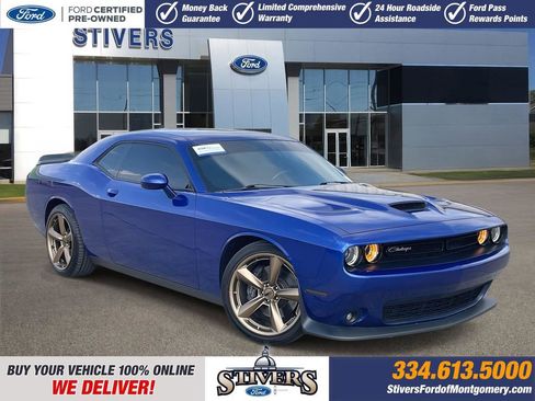 Used 2022 Dodge Challenger R/T Scat Pack image 1