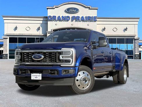 New 2026 Ford F450 Platinum image 1