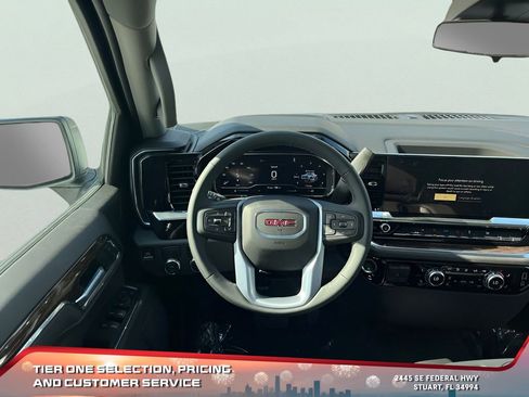 New 2025 GMC Sierra 1500 Elevation image 14