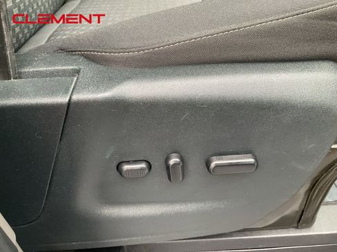 Used 2023 Ford Transit 350 XLT image 41