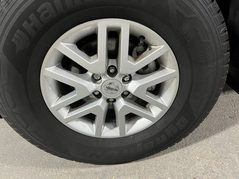 Used 2021 Nissan Frontier SV AWD/4WD image 34