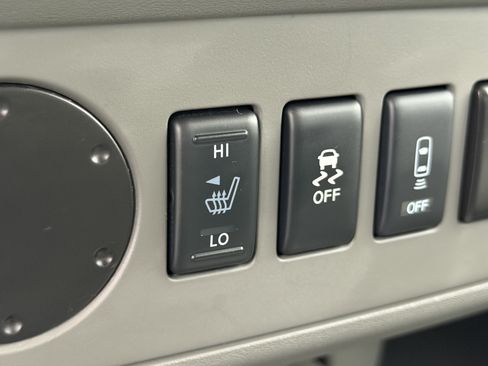 Used 2018 Nissan Frontier SV w/ Value Truck Package RWD image 19