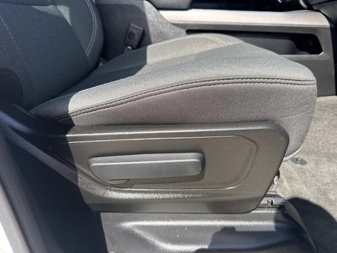 Used 2024 RAM 1500 Big Horn AWD/4WD image 12