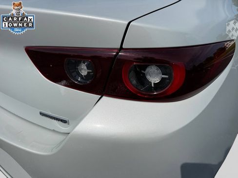 Used 2024 MAZDA MAZDA3 s FWD image 18