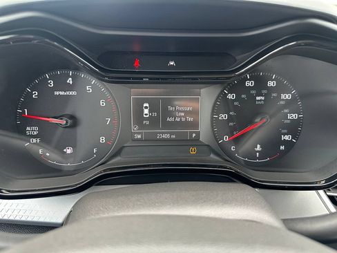 Used 2024 Chevrolet Trax LS w/ LS Convenience Package FWD image 6