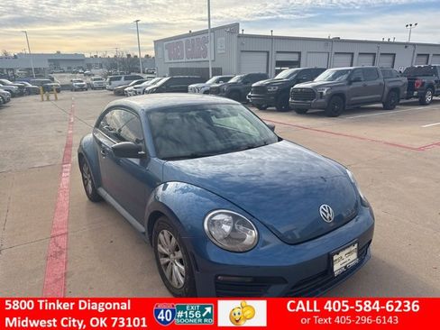 Used 2018 Volkswagen Beetle 2.0T S image 1