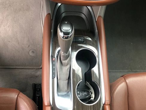 Used 2018 Chevrolet Malibu Premier w/ Premier Sun and Wheel Package image 35