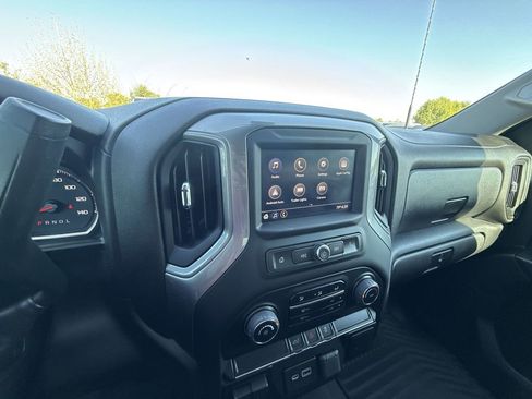 Certified 2022 Chevrolet Silverado 2500 Custom w/ Custom Convenience Package AWD/4WD image 20