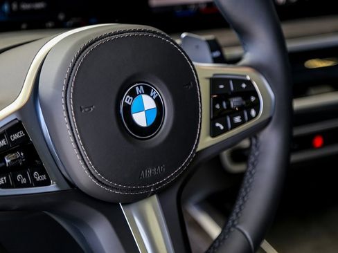 New 2026 BMW X7 xDrive40i w/ M Sport Package image 12