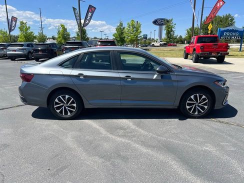 Used 2025 Volkswagen Jetta S FWD image 4