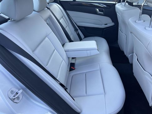 Used 2016 Mercedes-Benz E 350 4MATIC Sedan w/ Premium Package image 13