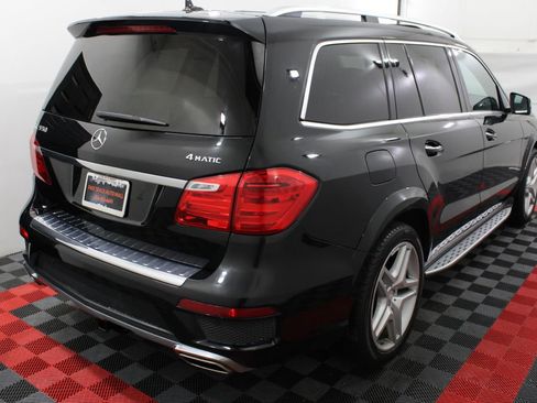 Used 2015 Mercedes-Benz GL 550 4MATIC image 7