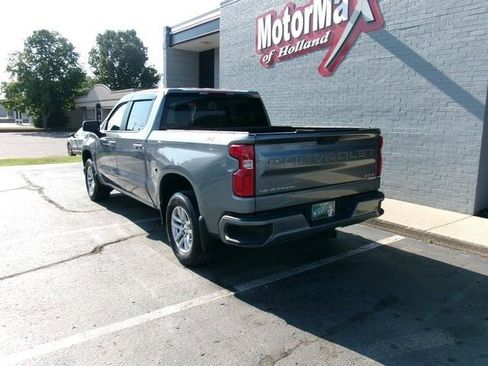 Used 2020 Chevrolet Silverado 1500 RST w/ True North Edition AWD/4WD image 9