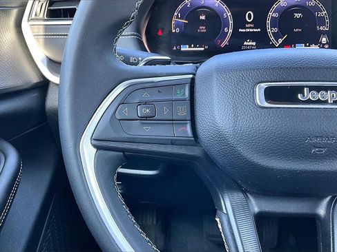 Certified 2024 Jeep Grand Cherokee L Laredo image 19