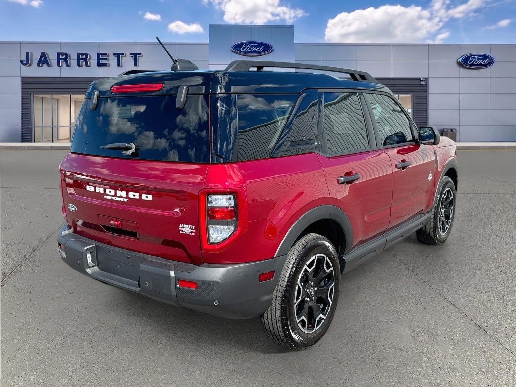 Used 2026 Ford Bronco Sport Outer Banks AWD/4WD image 7