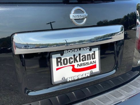 Used 2020 Nissan Armada Platinum w/ Captain's Chairs Package image 35