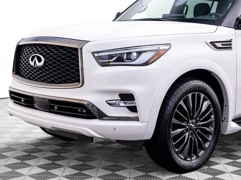 Used 2024 INFINITI QX80 Sensory AWD/4WD image 40