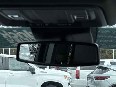 Certified 2024 Chevrolet Silverado 1500 LTZ image 33