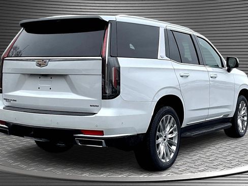 Used 2021 Cadillac Escalade Premium Luxury image 6