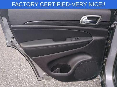 Certified 2021 Jeep Grand Cherokee Laredo AWD/4WD image 27
