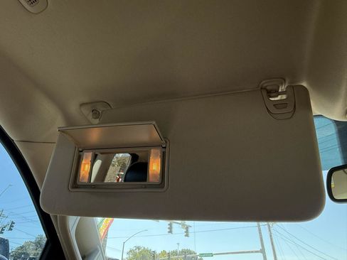 Used 2019 RAM 1500 Laramie AWD/4WD image 47