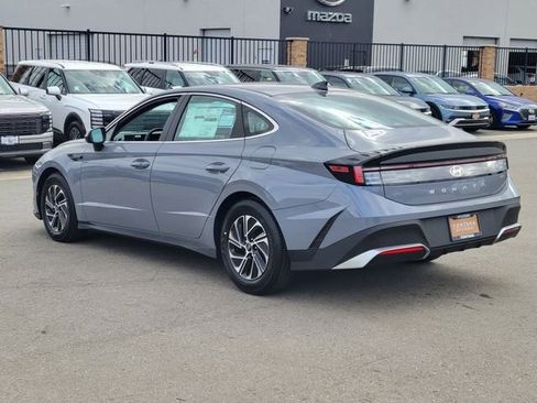 New 2026 Hyundai Sonata Blue FWD image 3