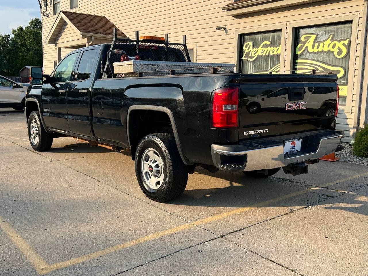 Used 2019 GMC Sierra 2500 4x4 Double Cab w/ Sierra Convenience Package image 2