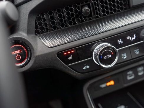 Used 2025 Honda CR-V Sport-L image 18