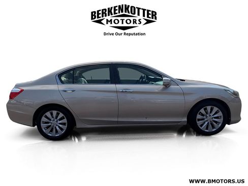 Used 2014 Honda Accord EX image 2