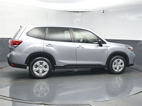 Used 2020 Subaru Forester image 8