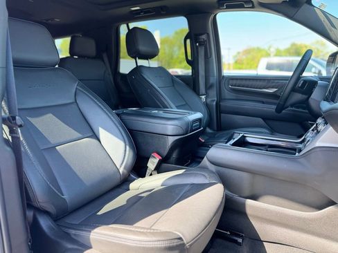Used 2023 GMC Yukon Denali w/ Max Trailering Package AWD/4WD image 11