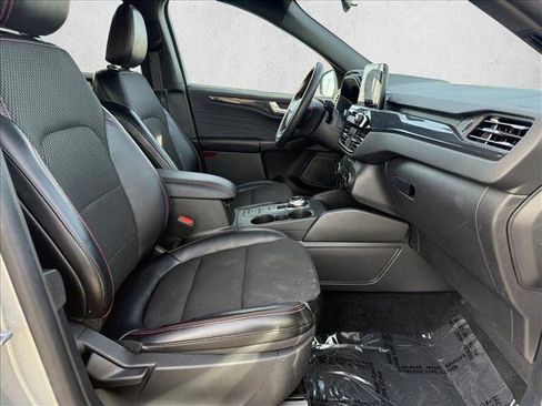 Used 2024 Ford Escape ST-Line image 11